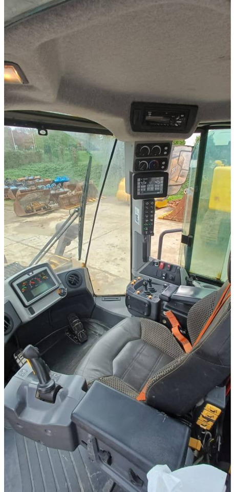 Wheel loader CAT 972M XE