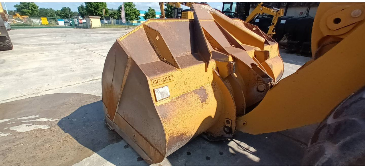 Wheel loader CAT 972M XE
