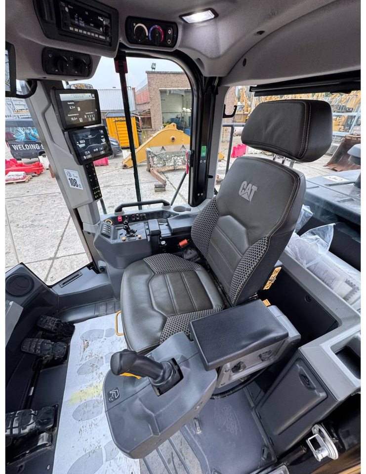 Wheel loader CAT 972-14