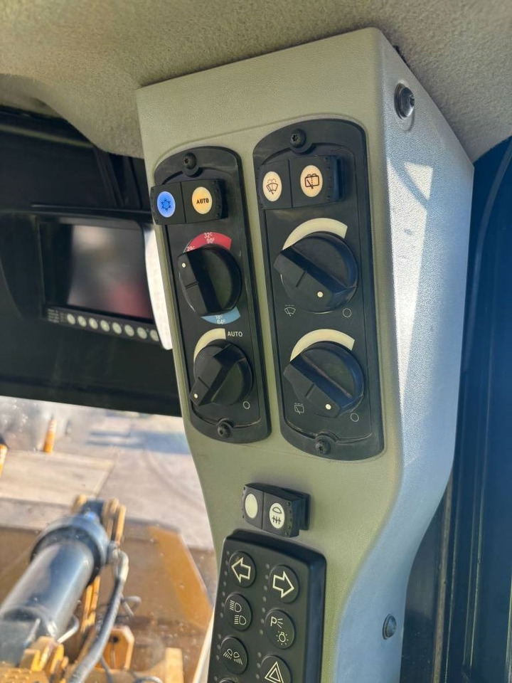 Wheel loader CAT 972 K