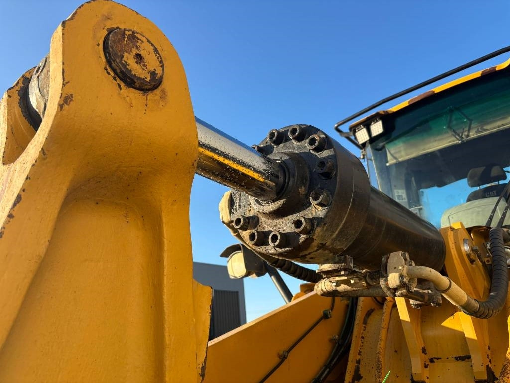 Wheel loader CAT 972 K