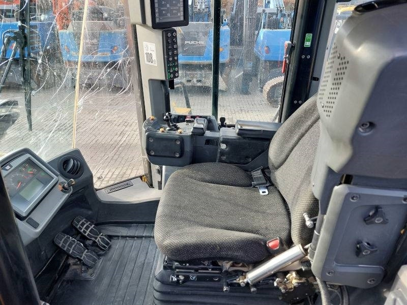 Wheel loader CAT 972 M