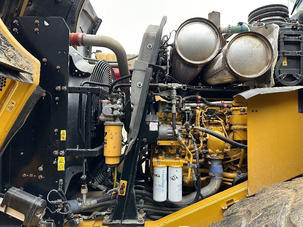 Wheel loader CAT 972 M
