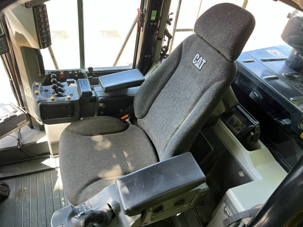 Wheel loader CAT 972 M