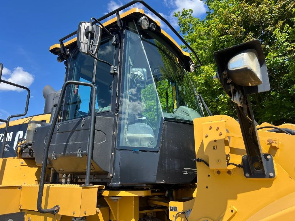 Wheel loader CAT 972 M