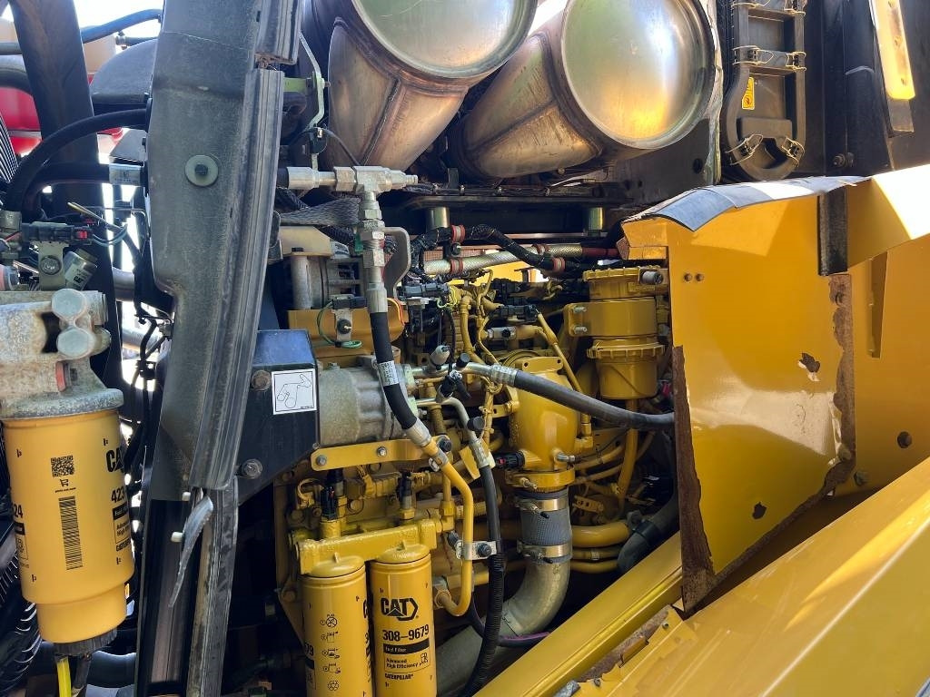 Wheel loader CAT 972 M