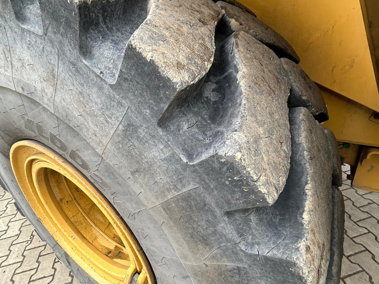 Wheel loader CAT 972 M