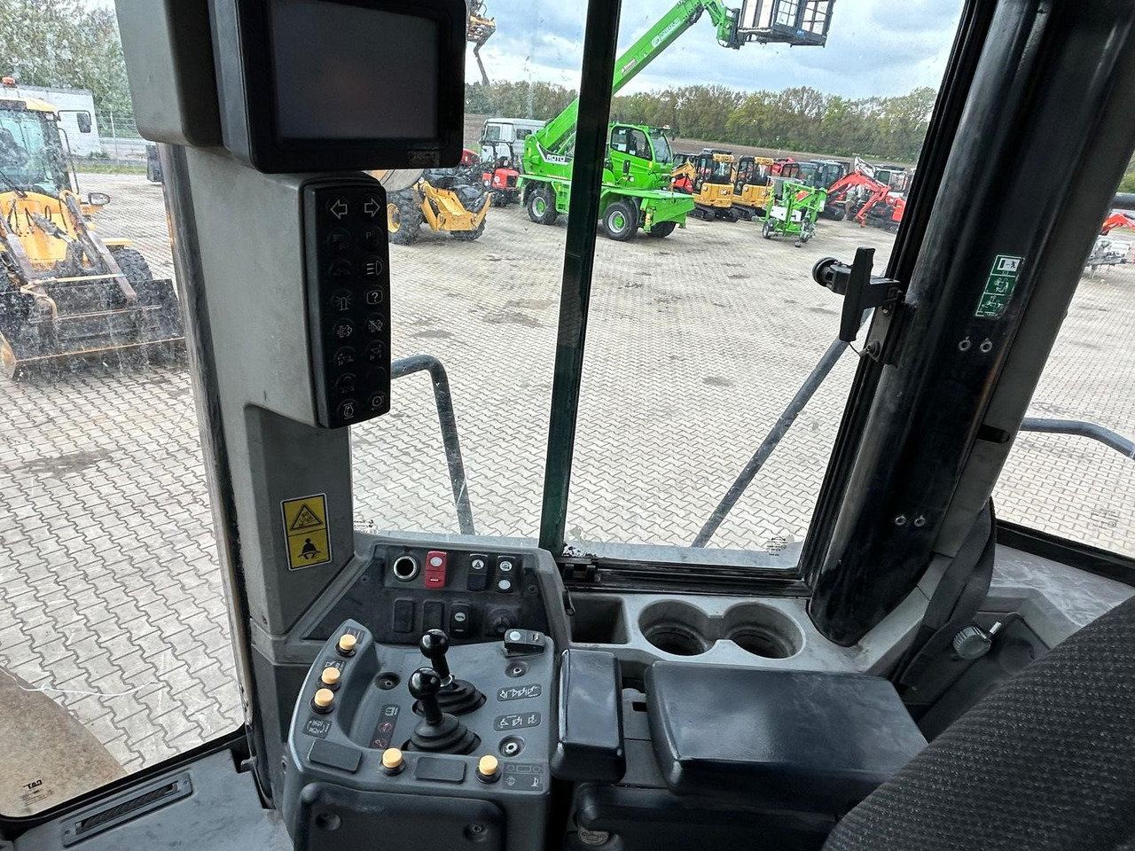 Wheel loader CAT 972 M