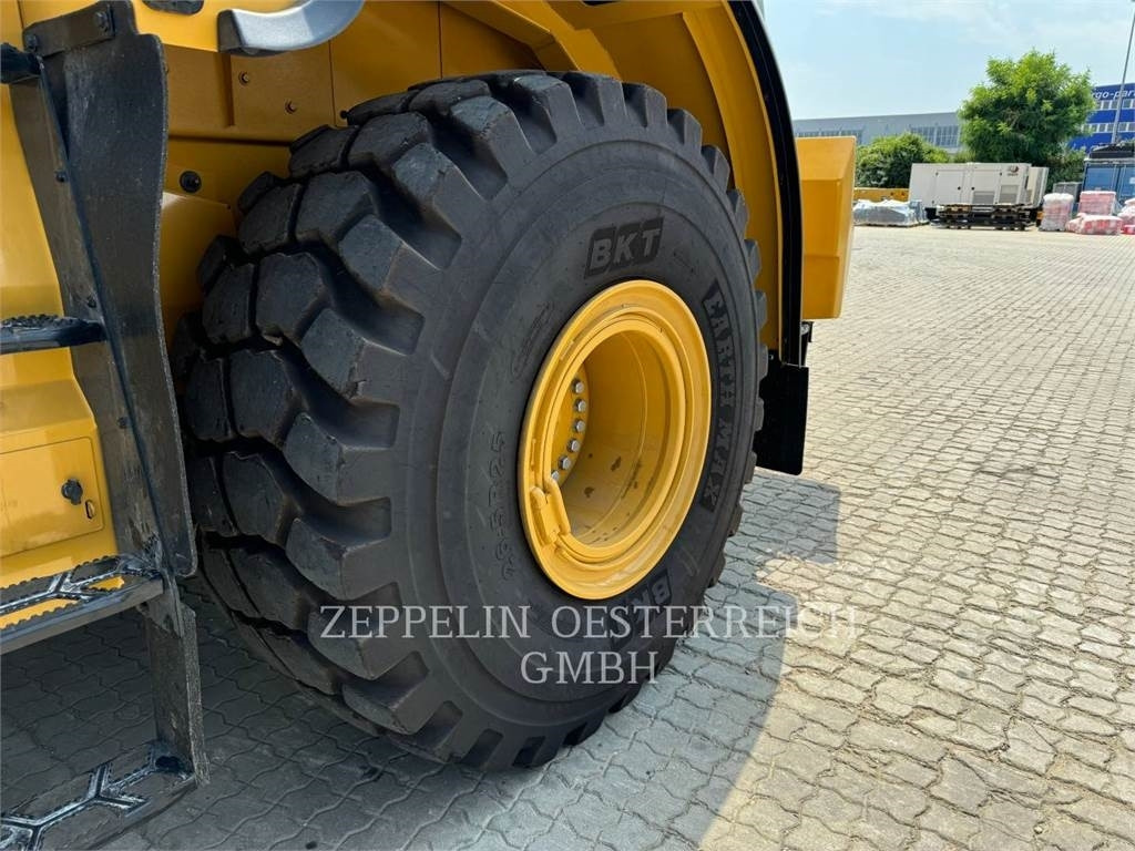 Wheel loader CAT 972 M XE
