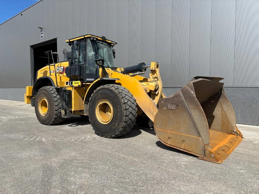 Wheel loader CAT 972 M XE
