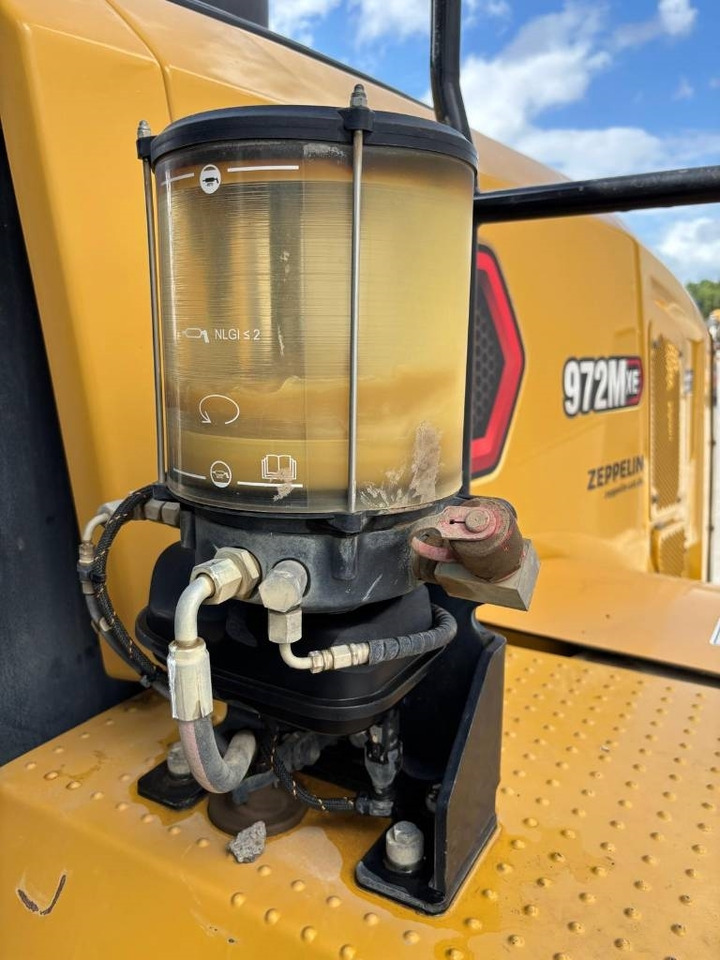 Wheel loader CAT 972 M XE