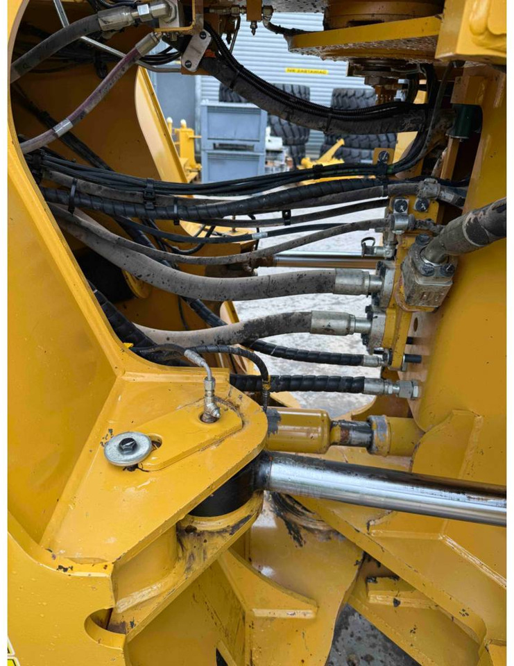 Wheel loader CAT 980