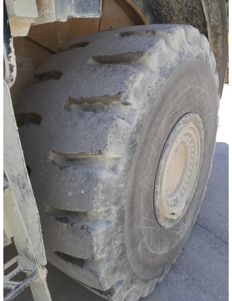 Wheel loader CAT 980