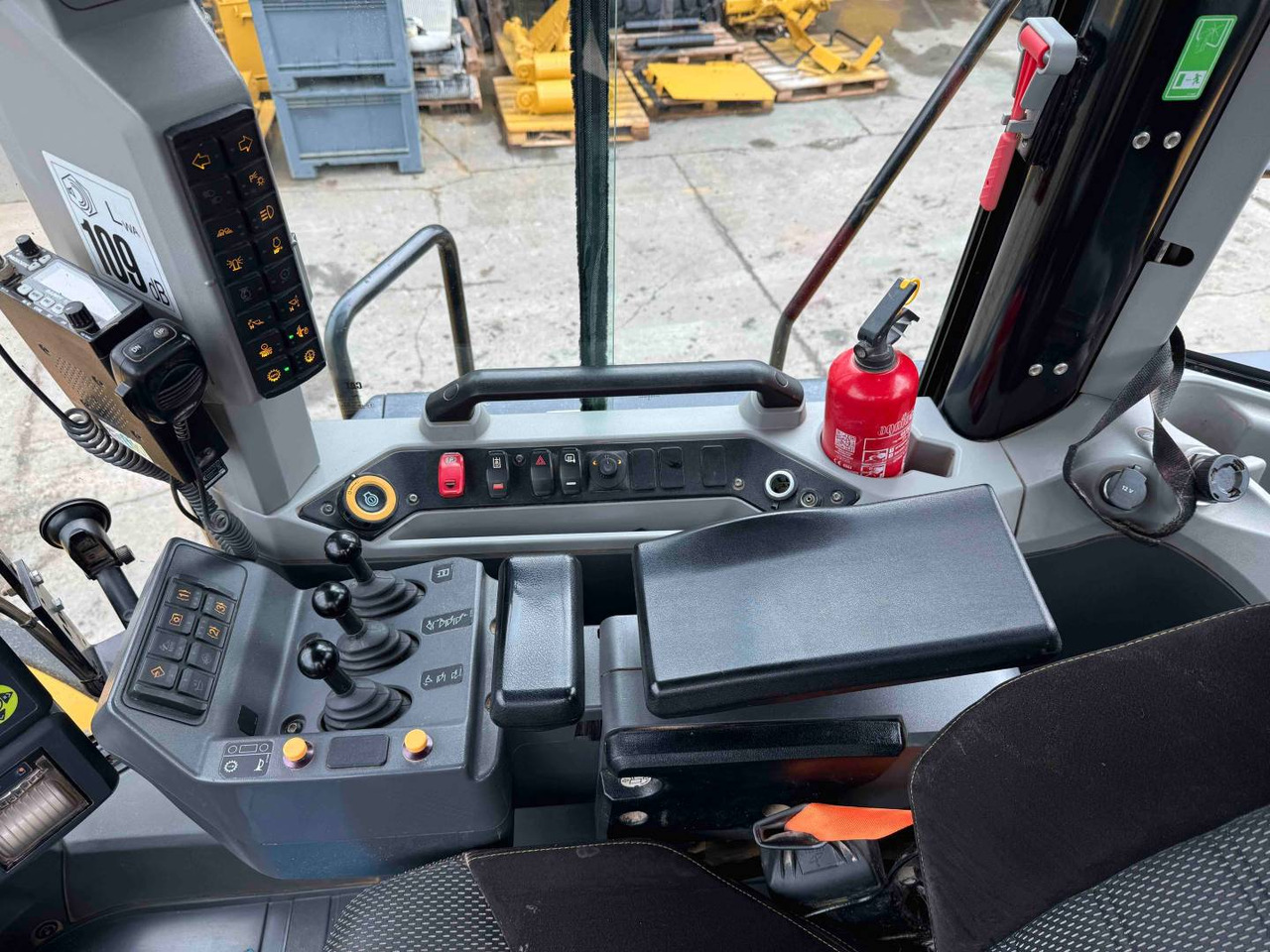 Wheel loader CAT 980