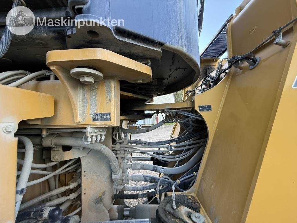 Wheel loader CAT 980