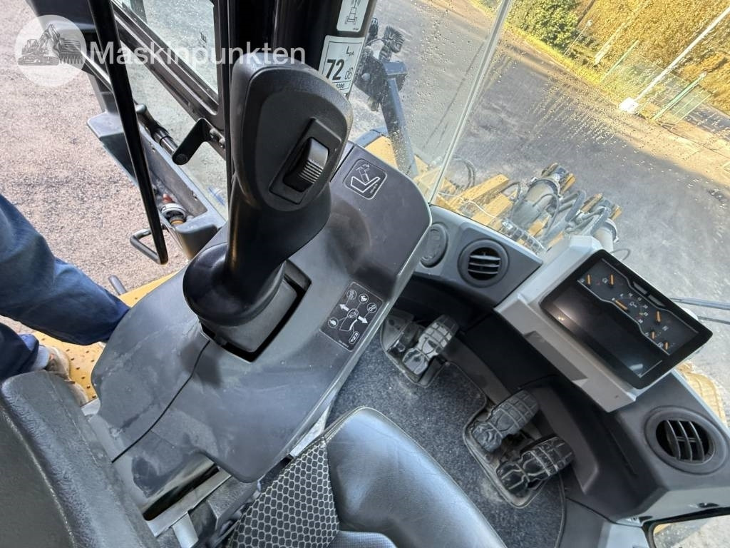 Wheel loader CAT 980