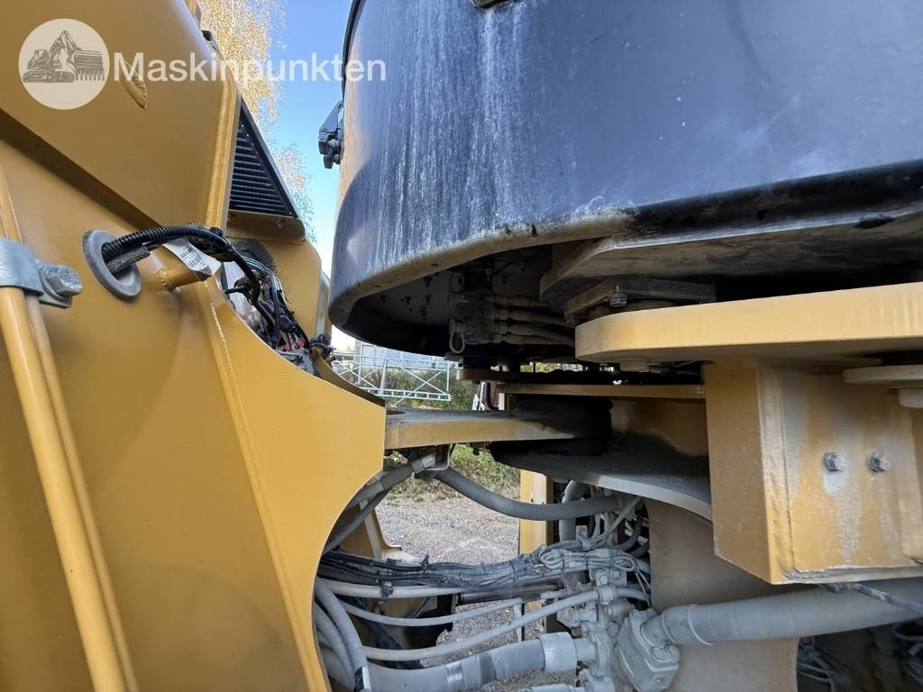 Wheel loader CAT 980