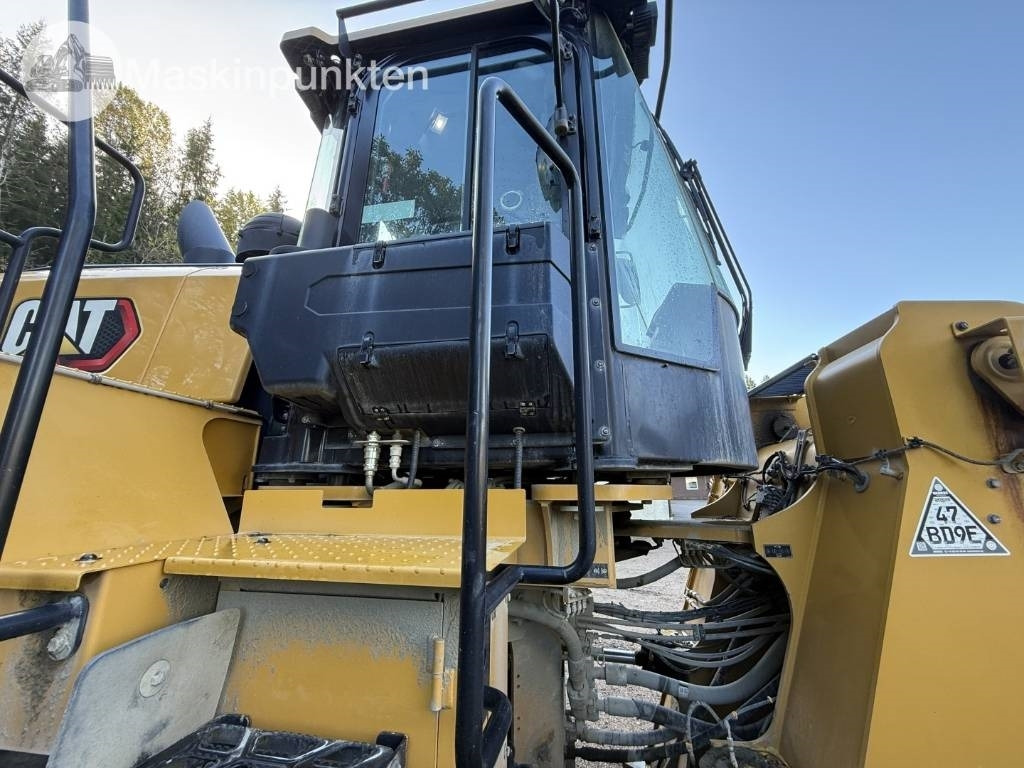 Wheel loader CAT 980