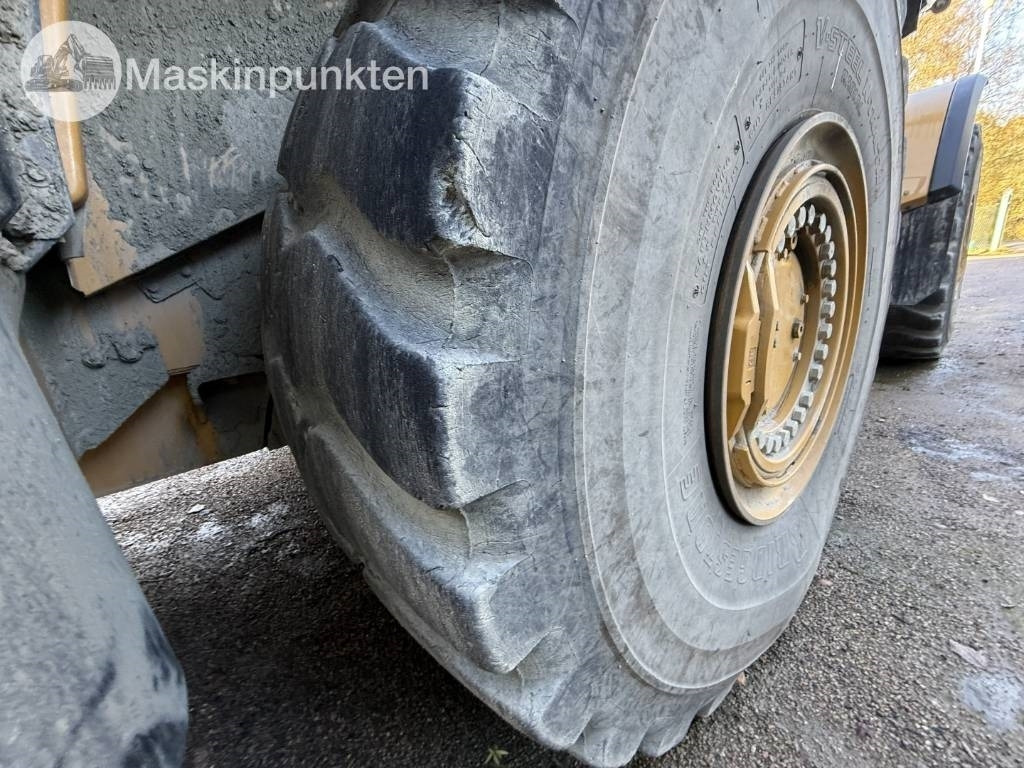 Wheel loader CAT 980