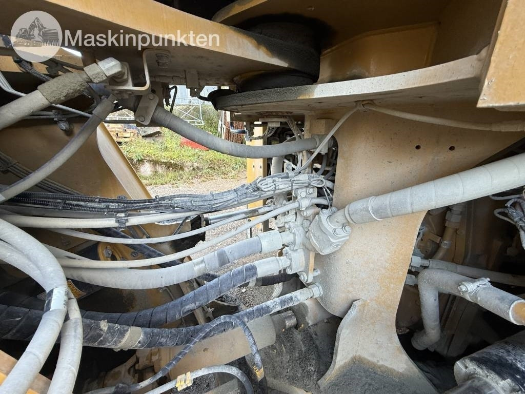 Wheel loader CAT 980