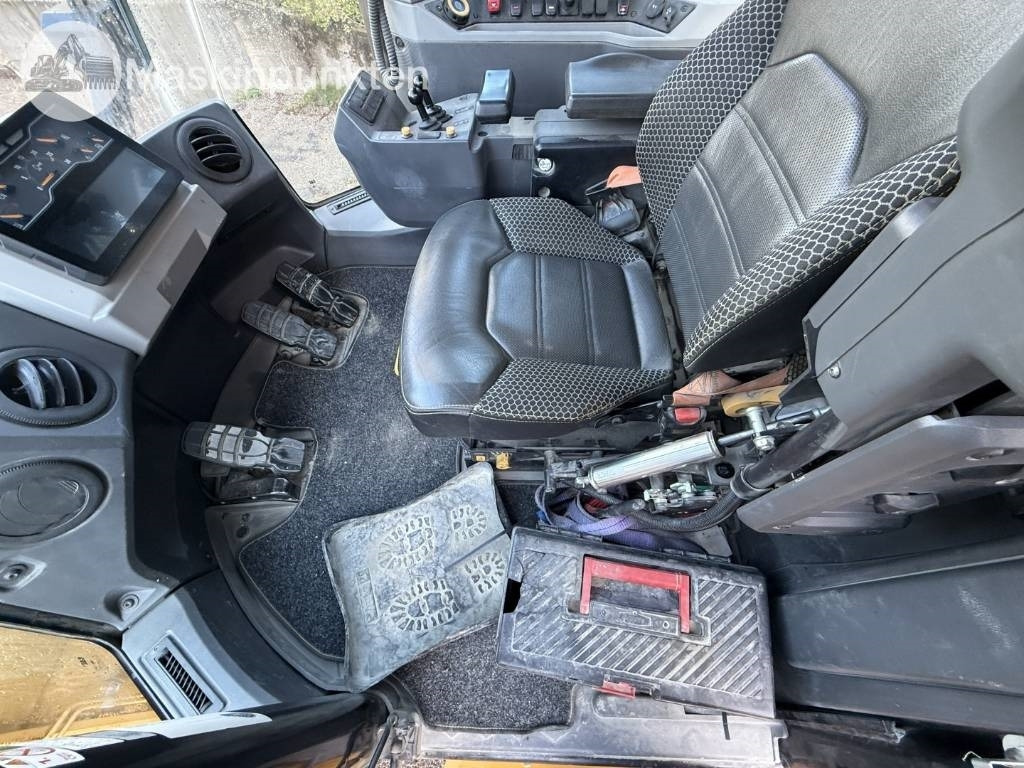 Wheel loader CAT 980