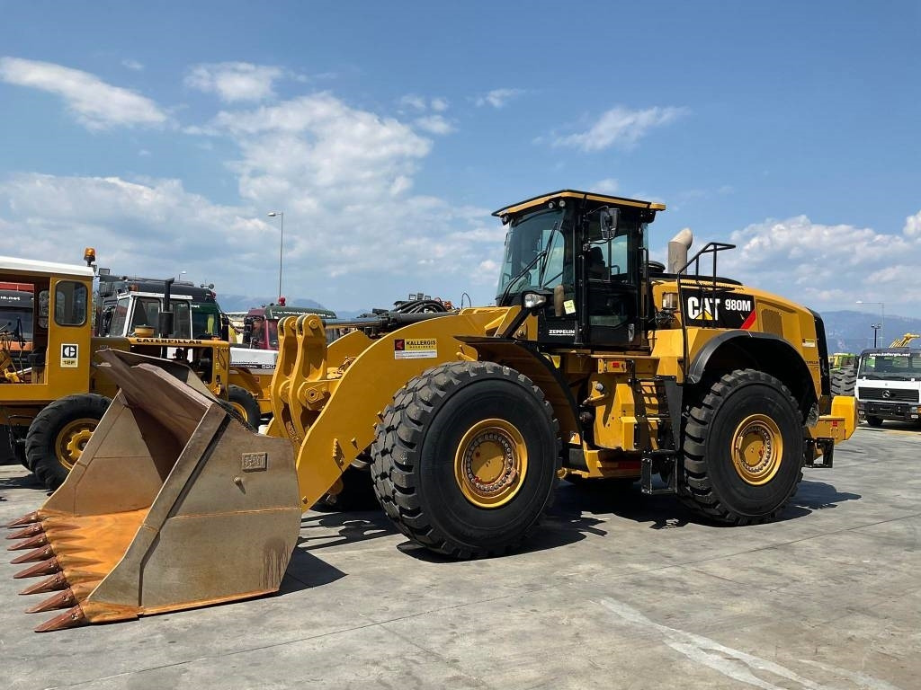 Wheel loader CAT 980M