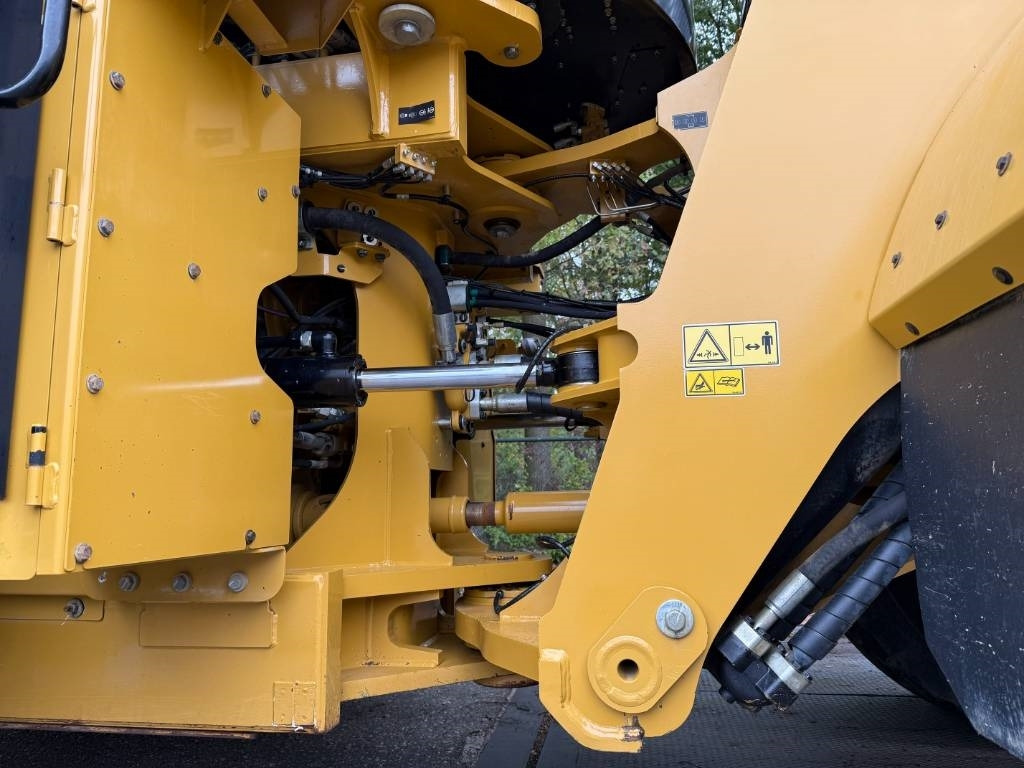 Wheel loader CAT 980M