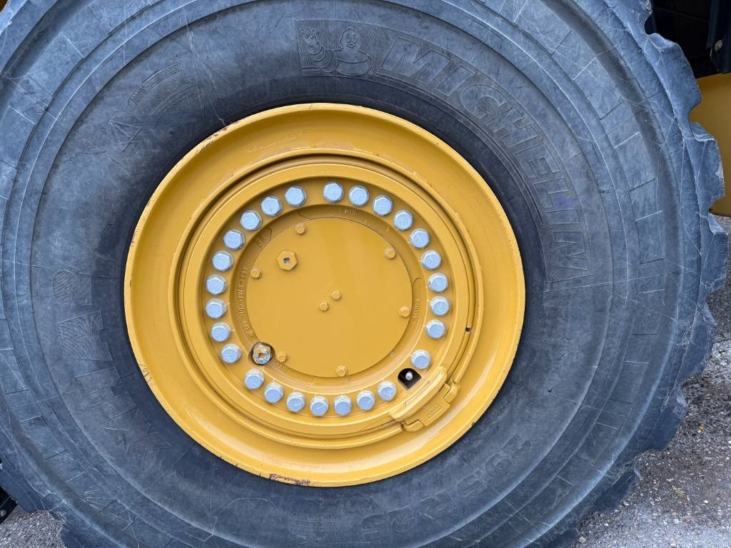 Wheel loader CAT 980M