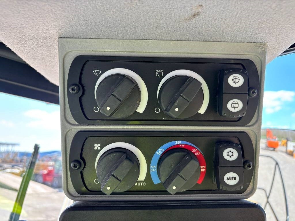 Wheel loader CAT 980 M