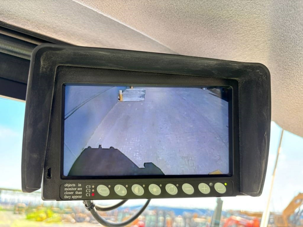 Wheel loader CAT 980 M