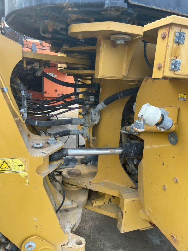 Wheel loader CAT 980 M