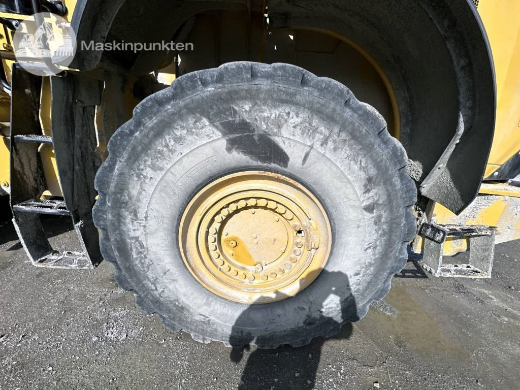 Wheel loader CAT 980 M