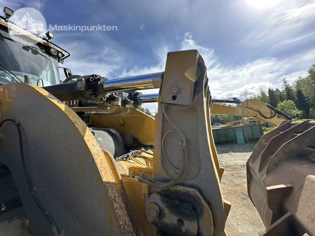 Wheel loader CAT 980 M