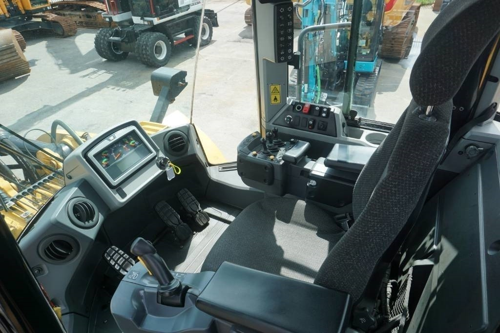 Wheel loader CAT 980 M