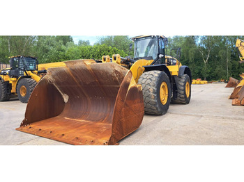 Wheel loader CAT 982M