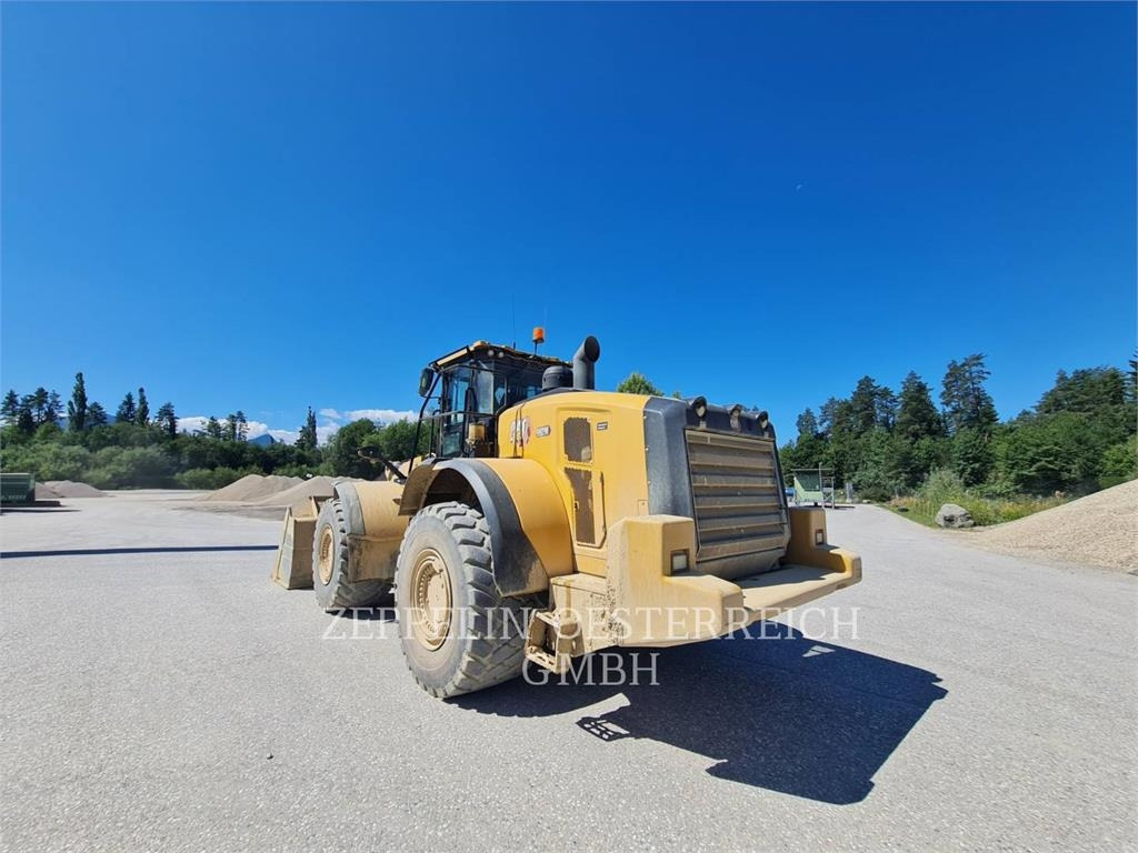 Wheel loader CAT 982M