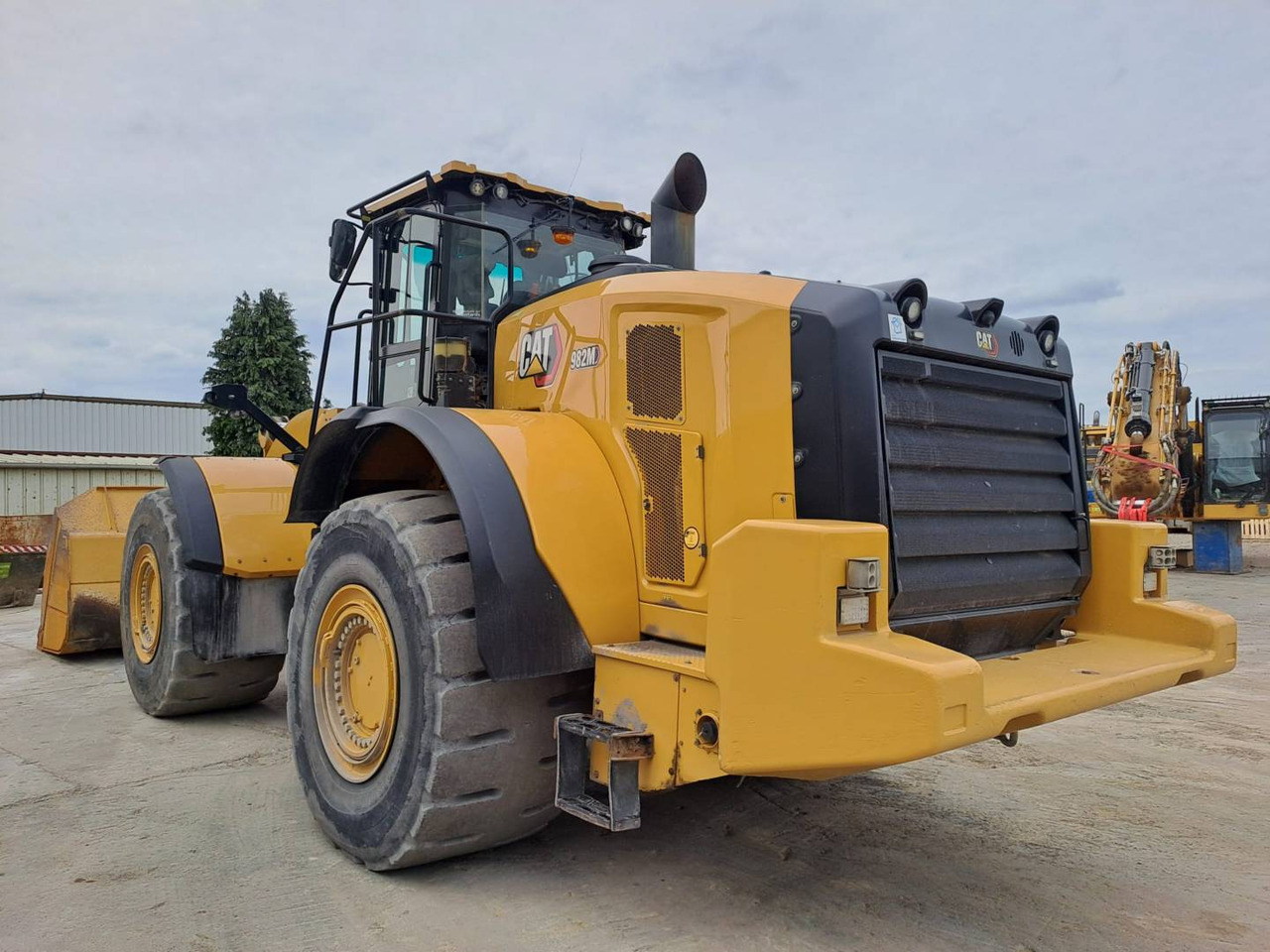 Wheel loader CAT 982M