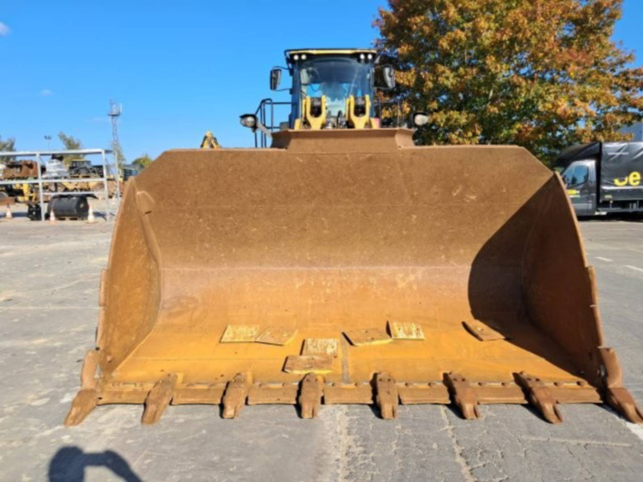 Wheel loader CAT 982M