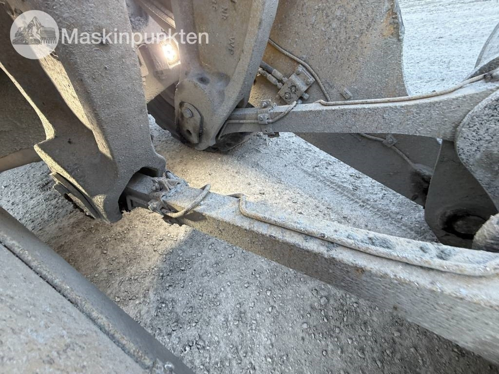 Wheel loader CAT 982 M