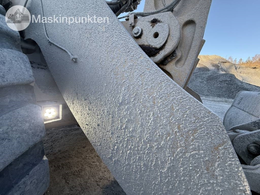 Wheel loader CAT 982 M