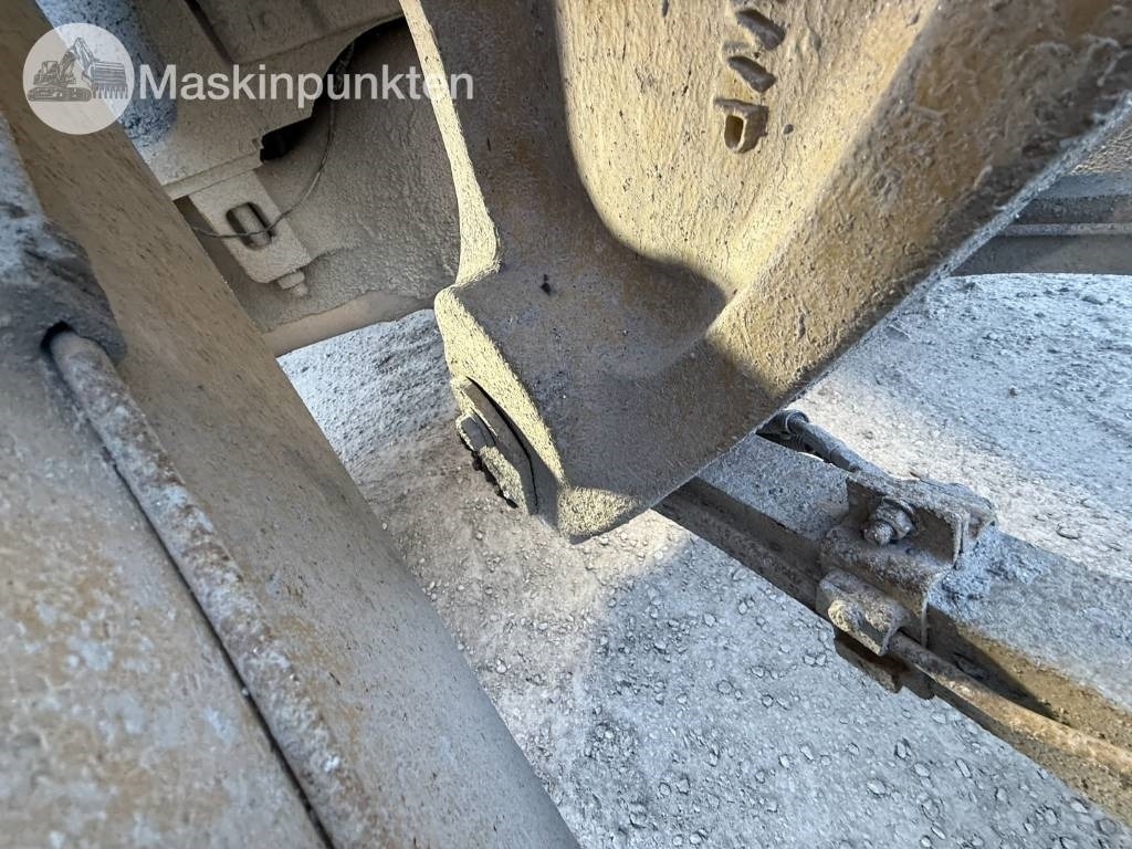 Wheel loader CAT 982 M