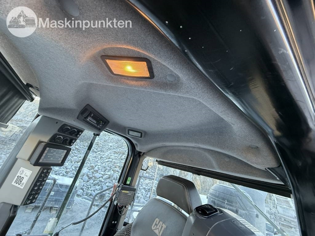 Wheel loader CAT 982 M