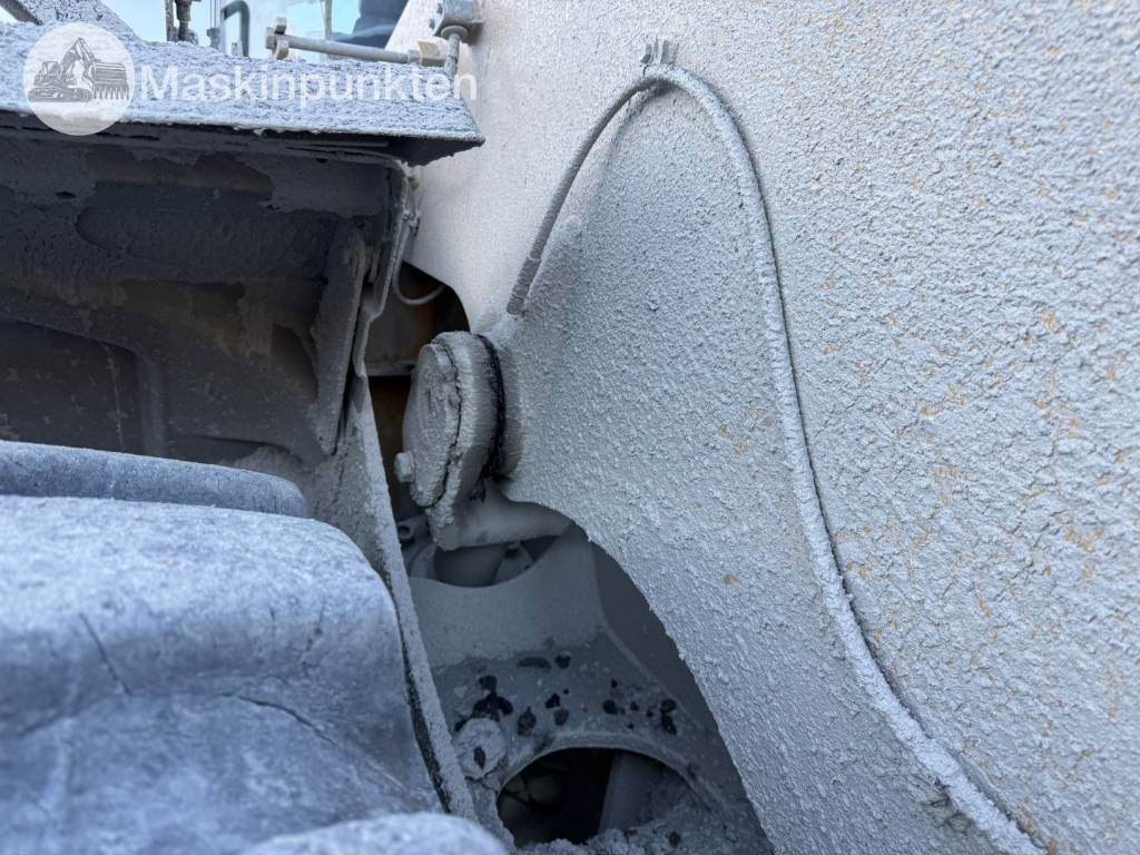 Wheel loader CAT 982 M