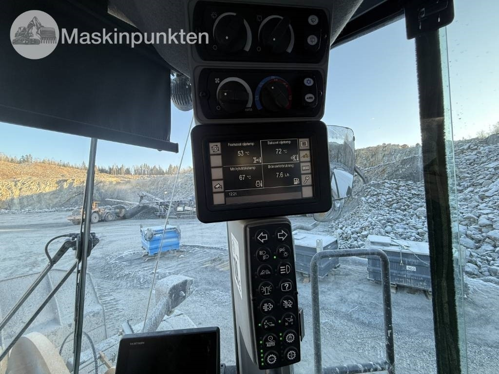 Wheel loader CAT 982 M