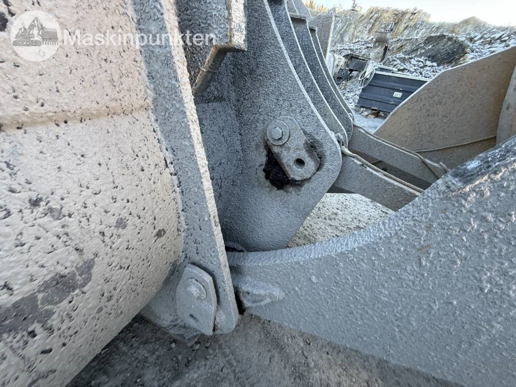 Wheel loader CAT 982 M