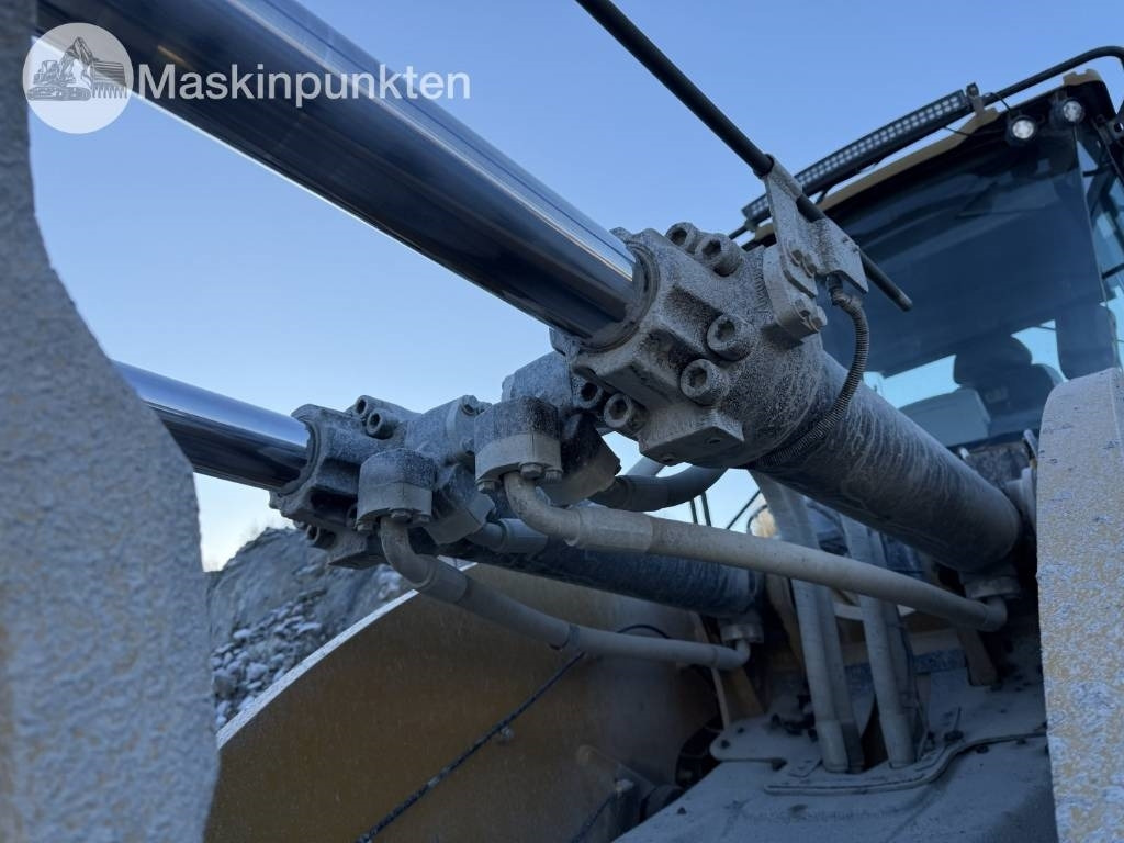 Wheel loader CAT 982 M