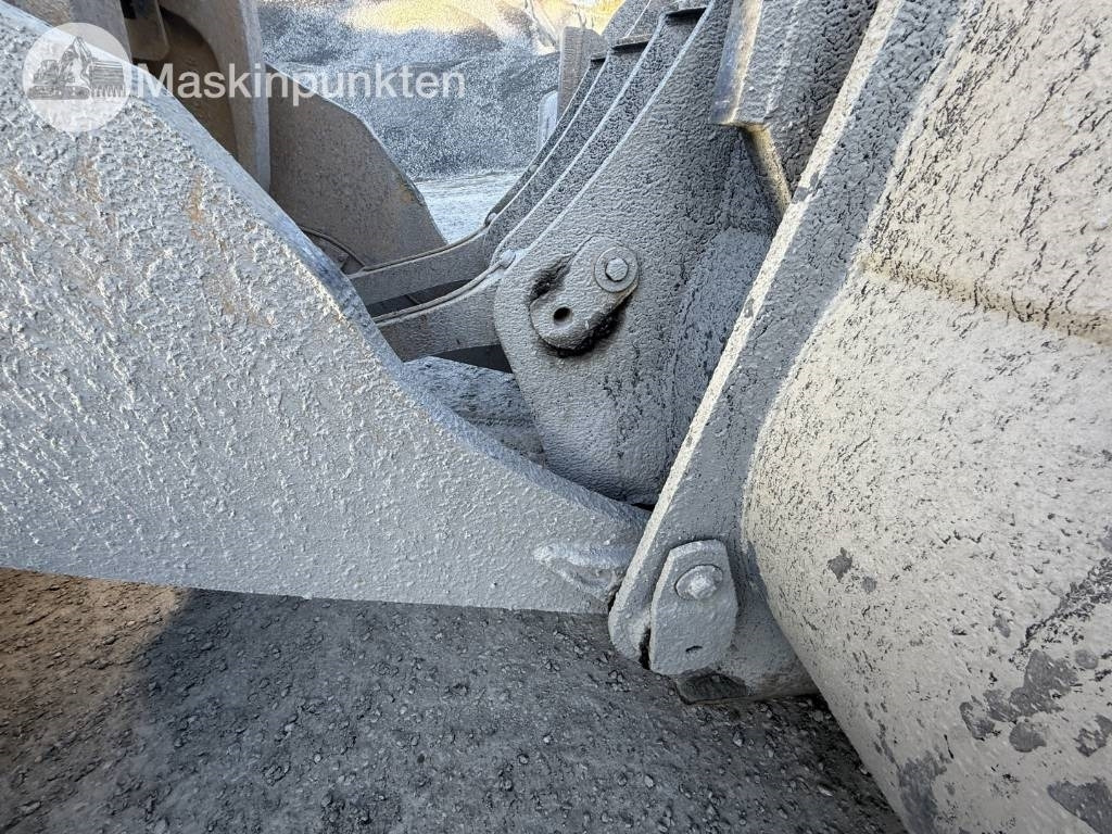 Wheel loader CAT 982 M