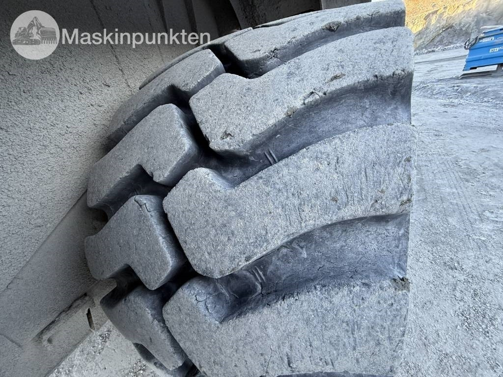 Wheel loader CAT 982 M