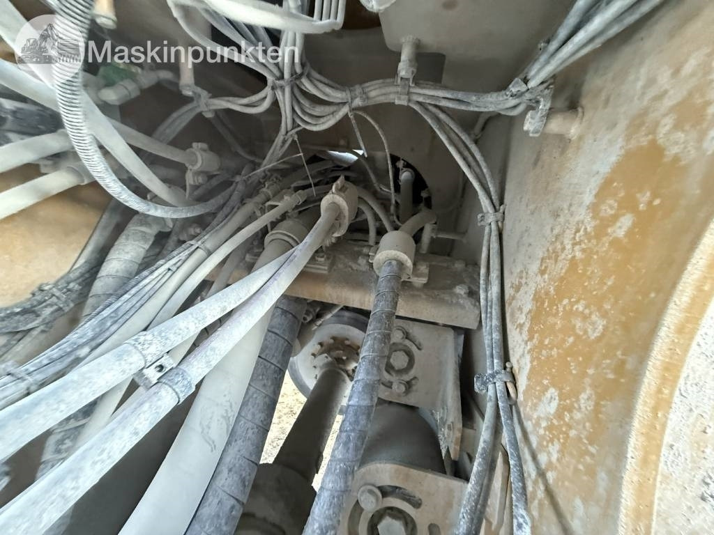 Wheel loader CAT 982 M