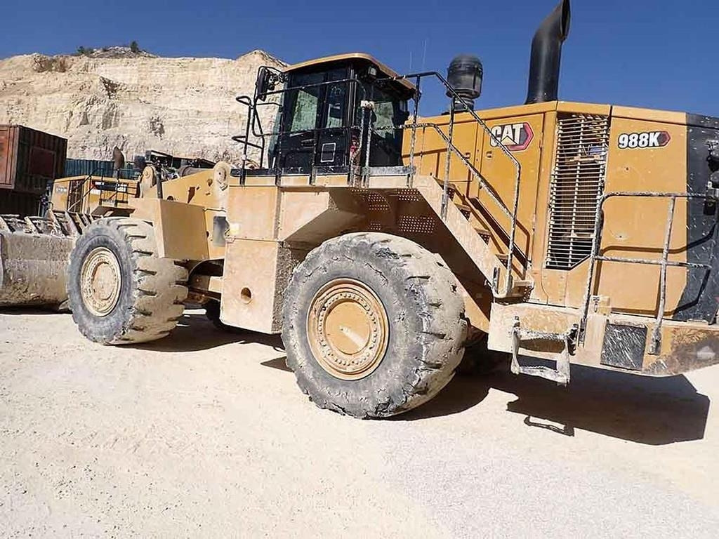 Wheel loader CAT 988K